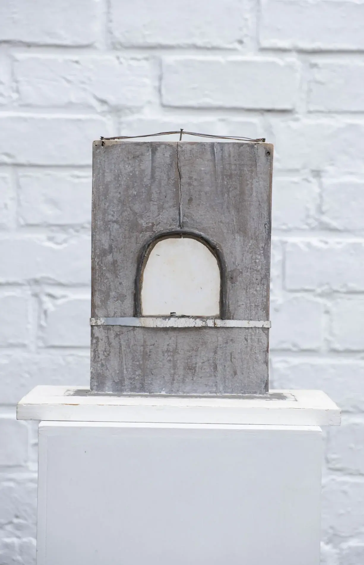 'le guichet' by Camiel Van Breedam